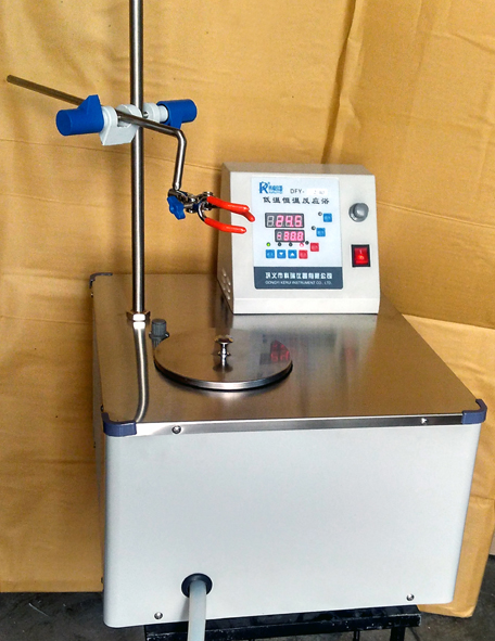 臺(tái)式低溫恒溫?cái)嚢璺磻?yīng)浴 臺(tái)式低溫恒溫?cái)嚢璺磻?yīng)浴